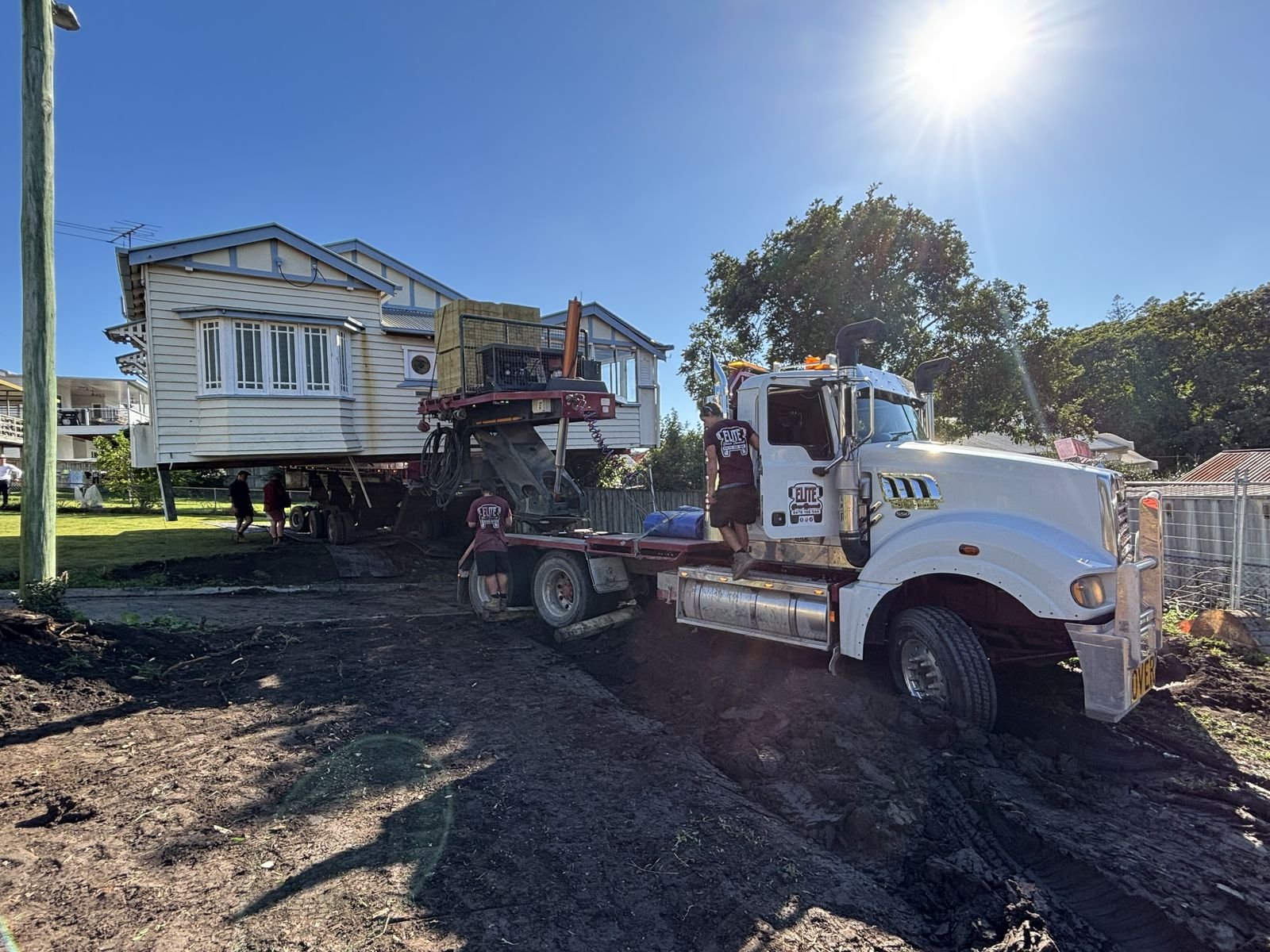 House being repositioned on its block